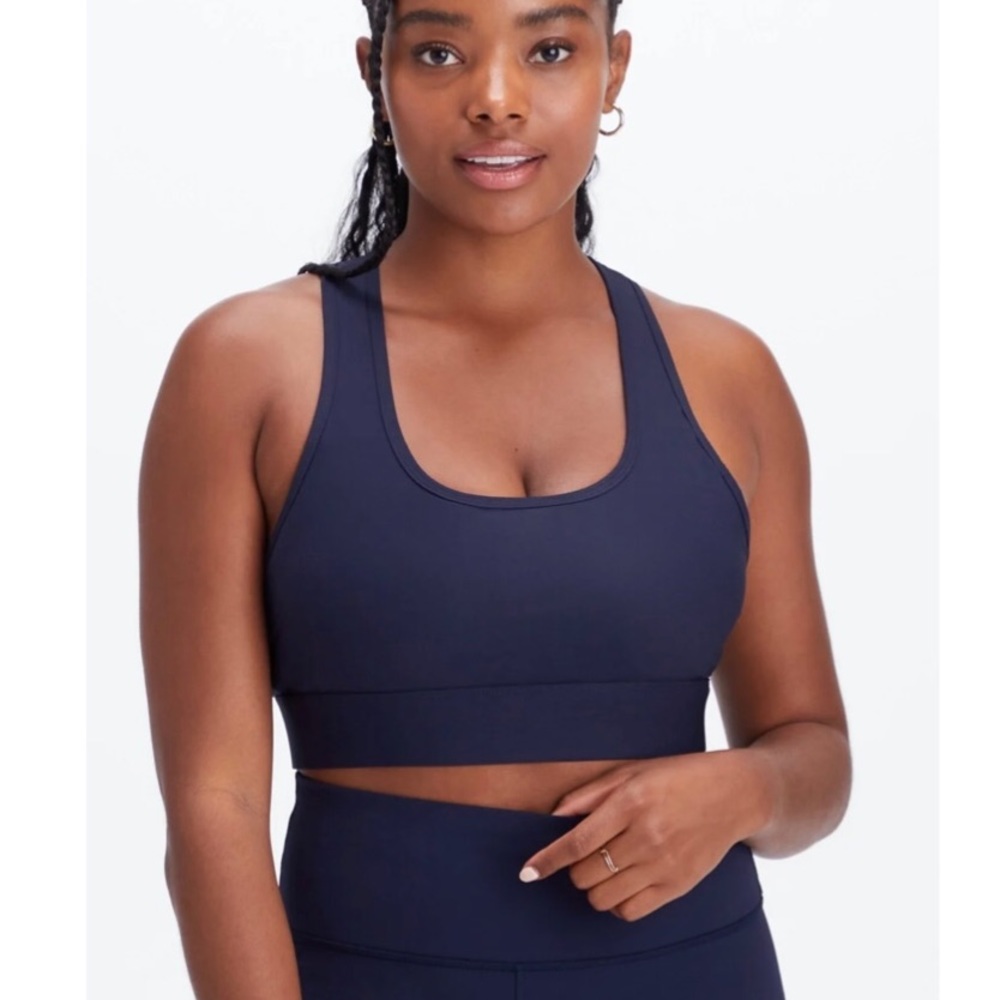 Fabletics Medium Support Sports Bra - Picture 2 of 4